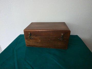 Decoratief ornament - Haagsche Balansen- en Gewichtenfabriek