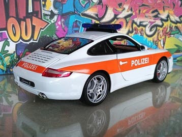 Welly 1:18 - Modelauto - Porsche 911 (997) Carrera S Coupe, Nieuw