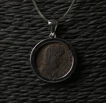 Moderne Zilver Hanger met bronzen Romeinse follis. (Zonder, Verzamelen