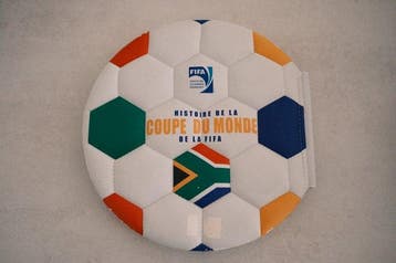 Tom Stroud - Histoire de la Coupe du Monde de la FIFA - 2010