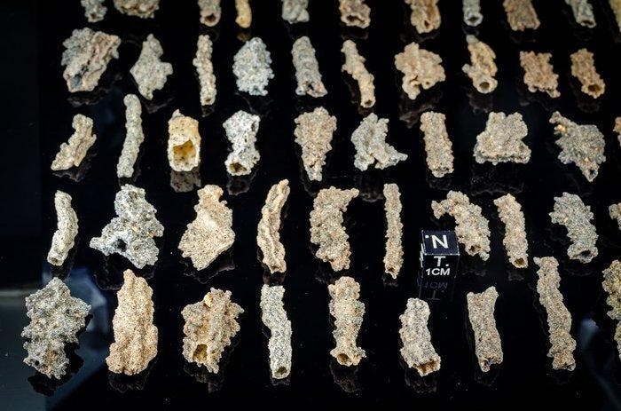 72 fulgurieten, interieur van een hol glazen buis, geschokte, Verzamelen, Mineralen en Fossielen