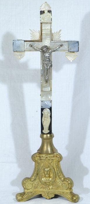 Crucifix - Hout, parelmoer, Messing - 20e eeuw - 38 cm
