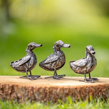 Sculpture, Drie metalen eenden - 100 mm - Fer - 2022