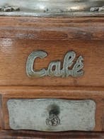 Koffiemolen - hout, metaal en tin