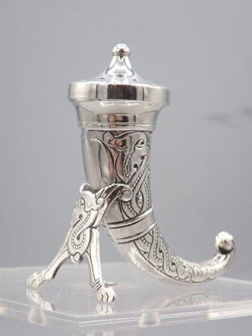 Magnus Aase (1876-1953) - Salière - Argent 925 - corne