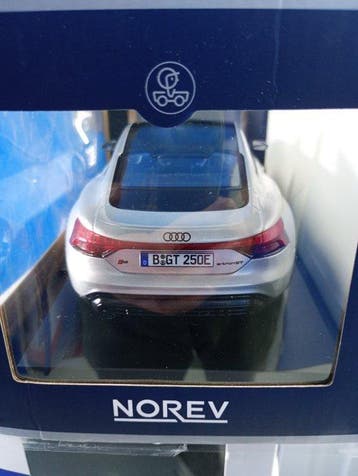 Norev 1:18 - Voiture de sport miniature - Audi RS e-tron GT, Nieuw