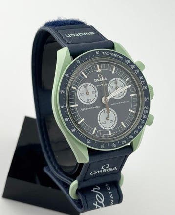 Omega x Swatch - MoonSwatch - Mission on Earth - Zonder