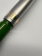 Omas - d-day - Vulpen, Nieuw