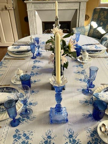 Linge de table en voile de coton du milieu du XXe siècle