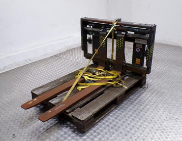Forklift Attachment Vorkversteller (OUTLET), Articles professionnels, Machines & Construction | Chariots élévateurs & Transport interne