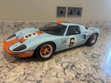 Deagostini 1:8 - Modelauto - Ford GT40 Gulf livery, Hobby en Vrije tijd, Nieuw
