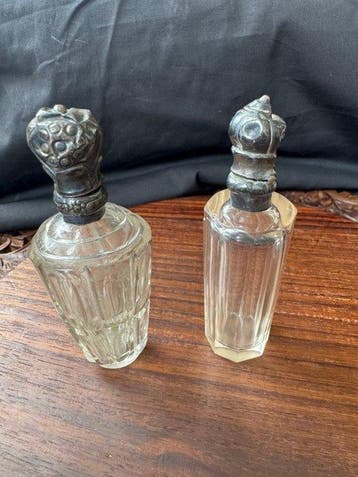 Bouteille de parfum (2) - Cristal - Ensemble de vieux
