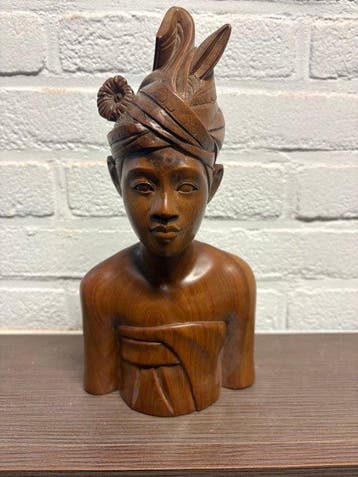 Handgesneden Balinese houten buste - 20e eeuw