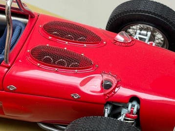 Exoto 1:18 - Voiture de course miniature - Ferrari Tipo 156