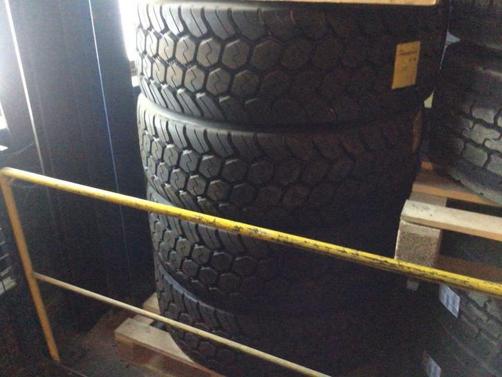Online veiling - Banden, wielen en velgen (4x), Zakelijke goederen, Landbouw | Tractoren, Ophalen
