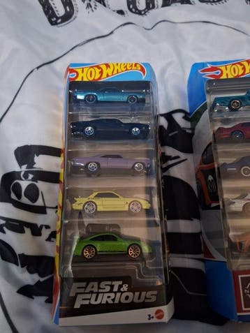 Hot Wheels, Mattel 1:64 - Modelauto (2) - 2x Hot Wheels Five, Nieuw
