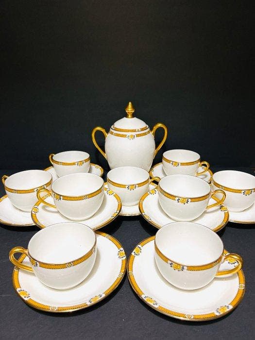 Exceptional Limoges “Elite Period” Tea Service – Rich Gold &, Antiek en Kunst, Curiosa en Brocante