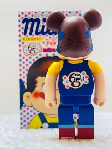 Medicom Toy - BE@RBRICK 400% Fujiya Milky Peko 65th, Antiek en Kunst