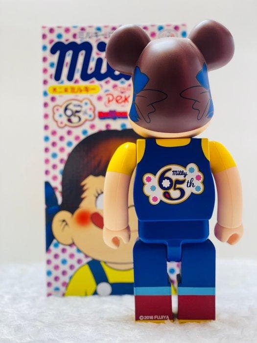 Medicom Toy - BE@RBRICK 400% Fujiya Milky Peko 65th, Antiek en Kunst, Kunst | Schilderijen | Modern