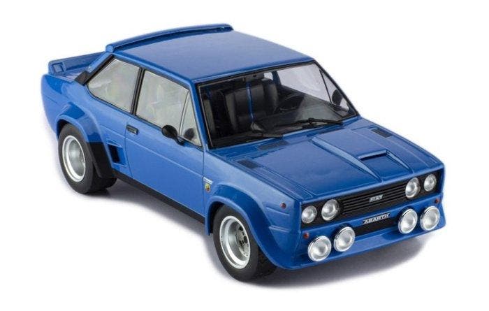 IXO 1:18 - Model sportwagen - Fiat 131 Abarth 1980, Hobby & Loisirs créatifs, Voitures miniatures | 1:5 à 1:12