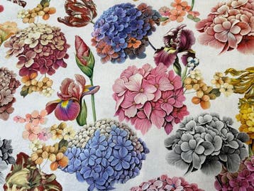 Verborgen Tuin – Kunstbloemen op doek - Meubelstof - 2.5 m -, Antiek en Kunst