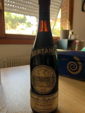 1977 Bertani - Amarone della Valpolicella - 1 Fles (0,75, Collections, Vins