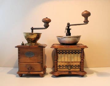 Koffiemolen (2) - Hout, Messing, Metaal - 2 antieke, Antiek en Kunst