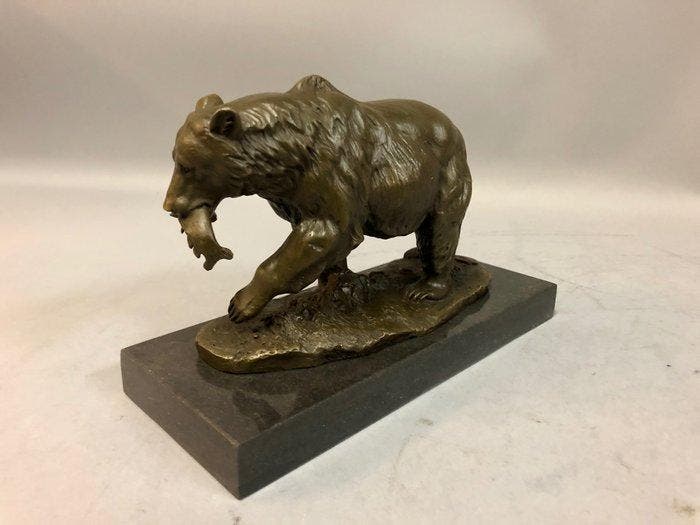 sculptuur, Grizzly beer vangt vis - 14 cm - Brons, Antiek en Kunst, Kunst | Designobjecten