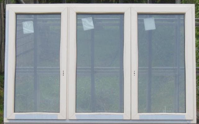 pvc raam , chassis , venster 215 x 136 creme / grijs eik, Doe-het-zelf en Bouw, Raamkozijnen en Schuifdeuren, Nieuw, Kunststof