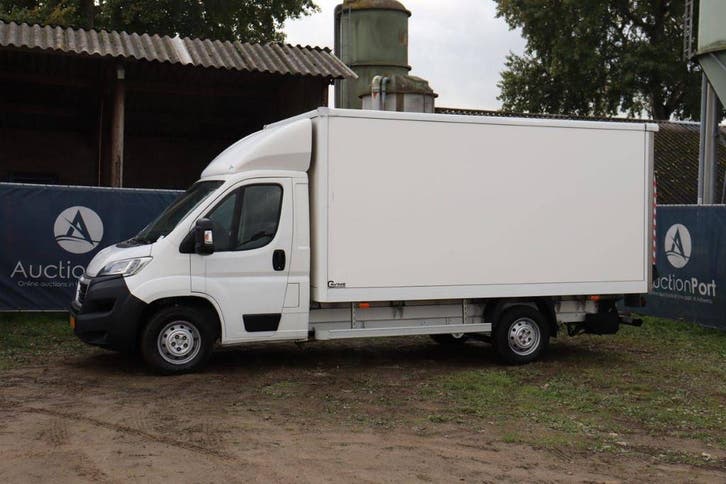 Veiling: Bakwagen Vrachtwagen Peugeot BOXER Diesel 165pk 202, Auto's, Vrachtwagens, Ophalen