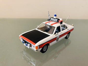 Vanguards 1:43 - Voiture miniature (9) - Hillman, Ford,, Nieuw