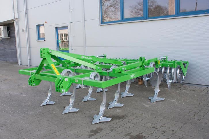 Bomet Stoppel Cultivator Apus 3 Rijen met roller 2.6 - 3.5m, Articles professionnels, Agriculture | Outils
