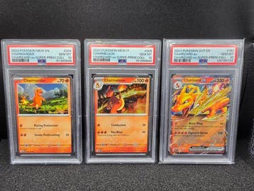 Pokémon - 3 Graded card - Charmander, Charmeleon, Charizard, Nieuw