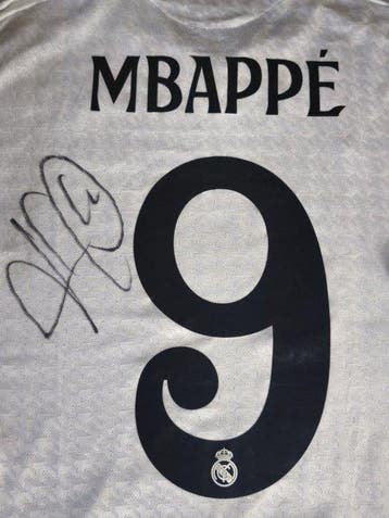 Real Madrid - Spaanse voetbal competitie - Kylian Mbappé -, Nieuw