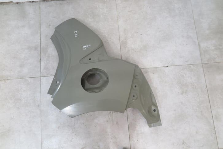 Toyota Yaris IV 4 2020 linker achter spatbord paneel, Auto-onderdelen, Carrosserie, Gebruikt, Verzenden