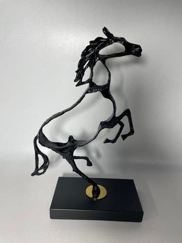 sculptuur, Openwork galloping horse - 33 cm - Metaal