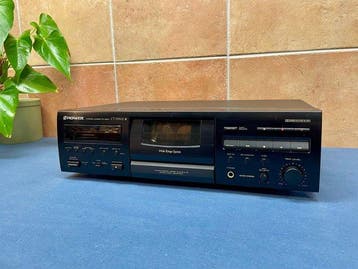 Pioneer - CT-S550S / 3-Head feat. Dolby S, B, And C NR