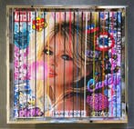 Elmago - Brigitte Bardot french pop icon codebarre(large)
