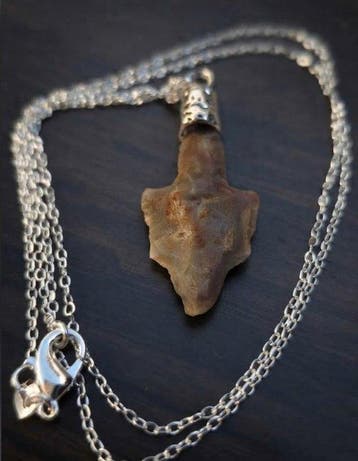 Musteriense Silex Arrowhead (Sans prix de réserve)