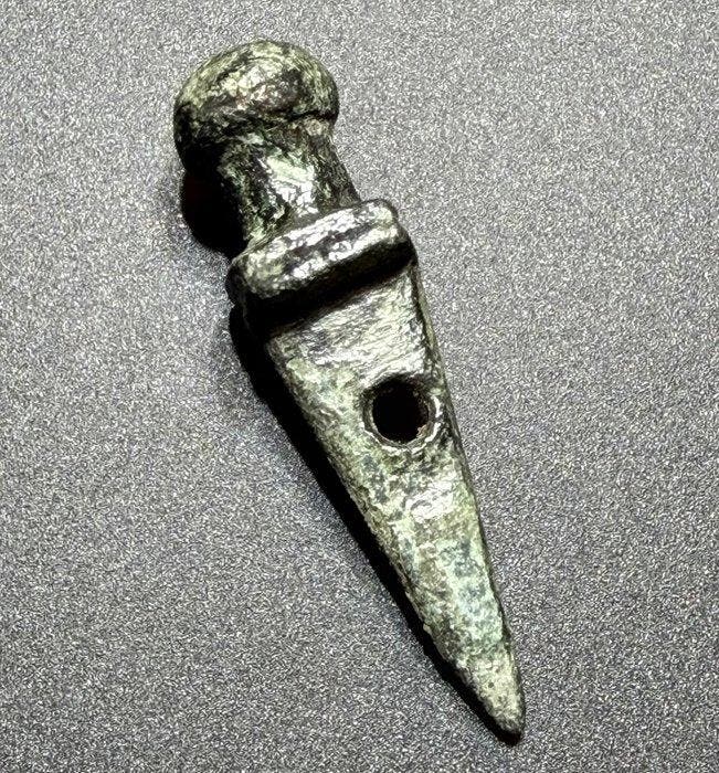 Oud-Romeins Brons Iconische gladiatorenbedel in de vorm van, Antiek en Kunst, Antiek | Overige Antiek