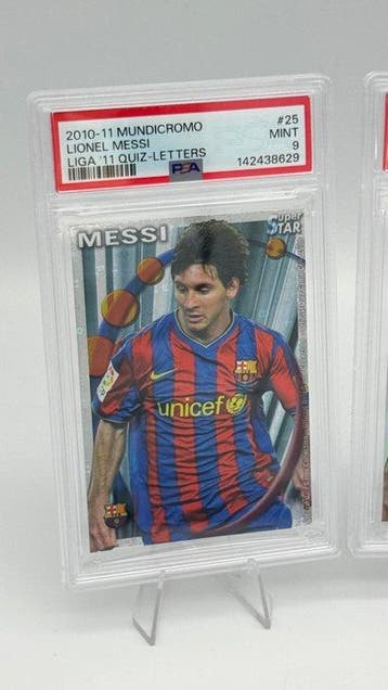 2010-11 Mundicromo *Lionel Messi* #25 - Letters, Stripes,