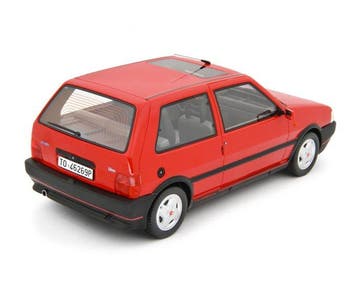 Laudoracing 1:18 - Model sedan - Fiat Uno Turbo 1.4 i.e.