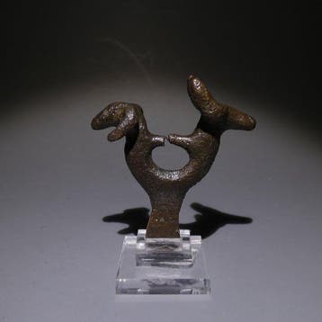 Achaemenidisch Brons Belangrijke figuur, ex-voto. 4,6 cm