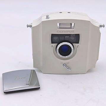 Olympus Ecru 3,5/35mm, comes with box, manual and papers |