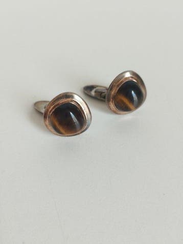 JJ - Kattenoog (Chrysoberil) - Zilveren manchetknopen 830, Antiek en Kunst