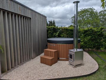 Acryl Hottub | 6 Personen | 16 Hydrojets, Tuin en Terras, Verzenden, Nieuw, Vast