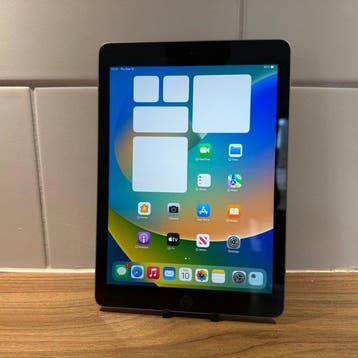 Apple iPad (5th Generation) 128GB Wifi - Mobiele telefoon