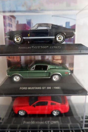 IXO 1:43 - Modelauto (3) - Shelby GT500 (1967); Ford Mustang