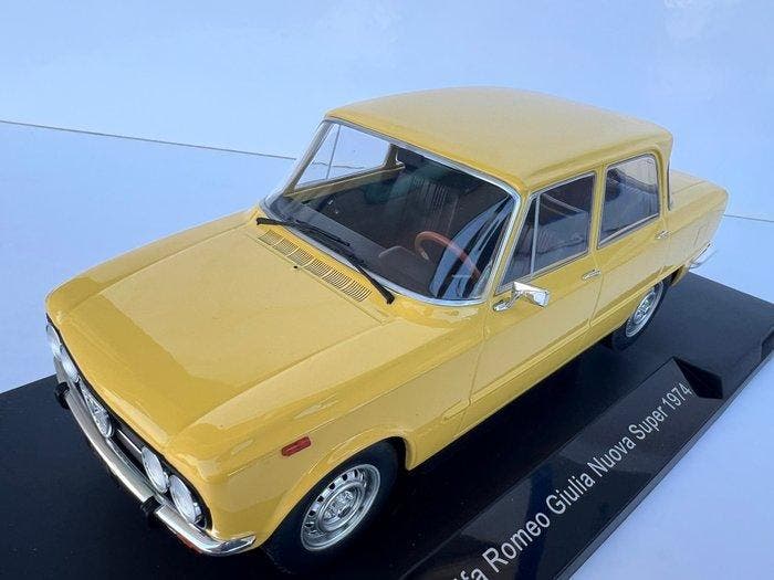 MCG Model car Group 1:18 - Modelauto - Alfa Romeo Giulia, Hobby & Loisirs créatifs, Voitures miniatures | 1:5 à 1:12