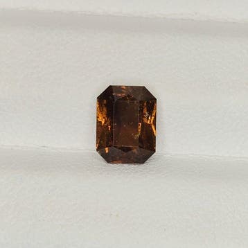 Zonder minimumprijs Bruin Saffier - 1.69 ct - International